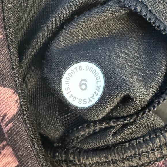 Lululemon Women’s Energy Bra B/C Cup Run Yoga Activate Floral Multi Everlux Sz 6 - Picture 4 of 4